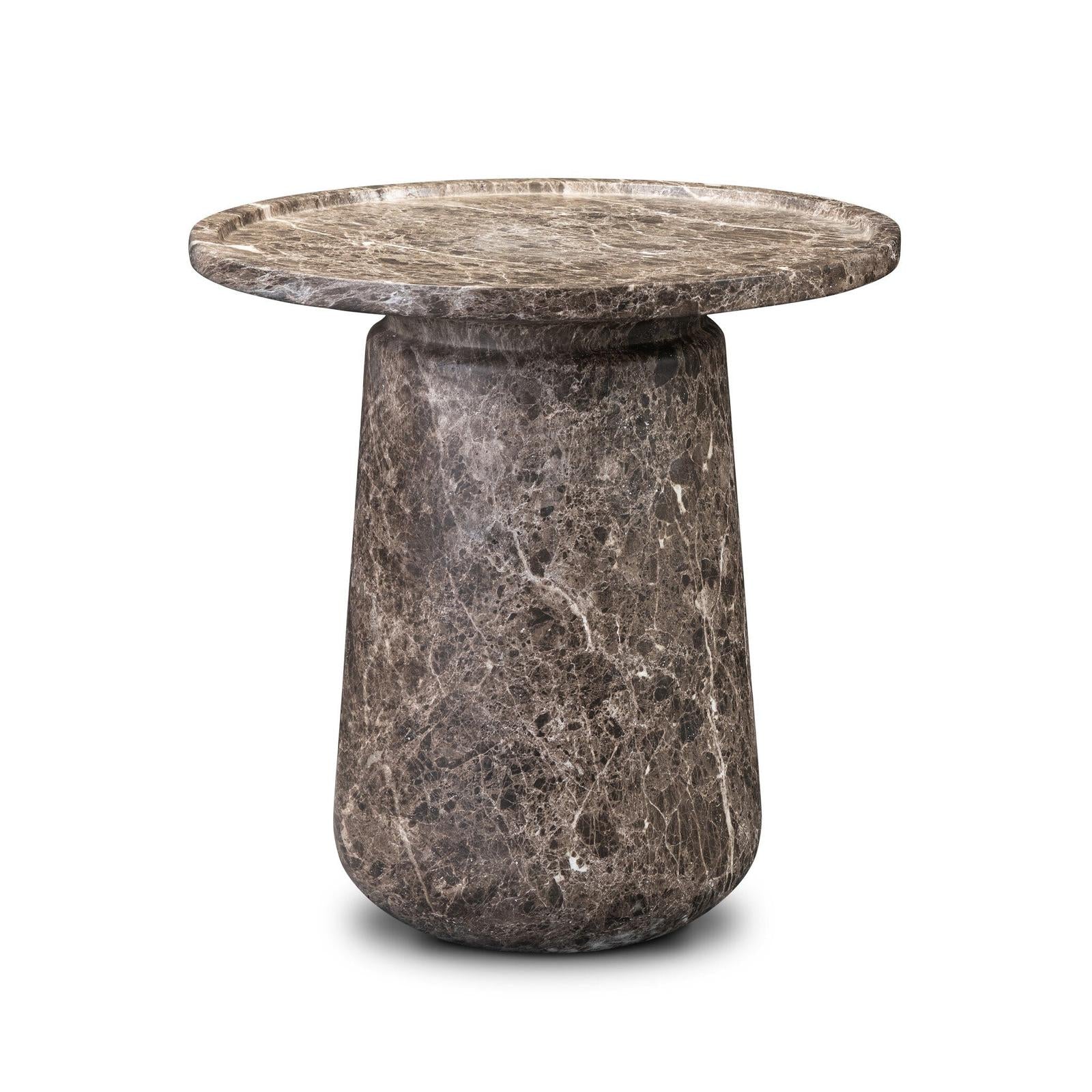 Claire Outdoor End Table - Veined Brown Concrete