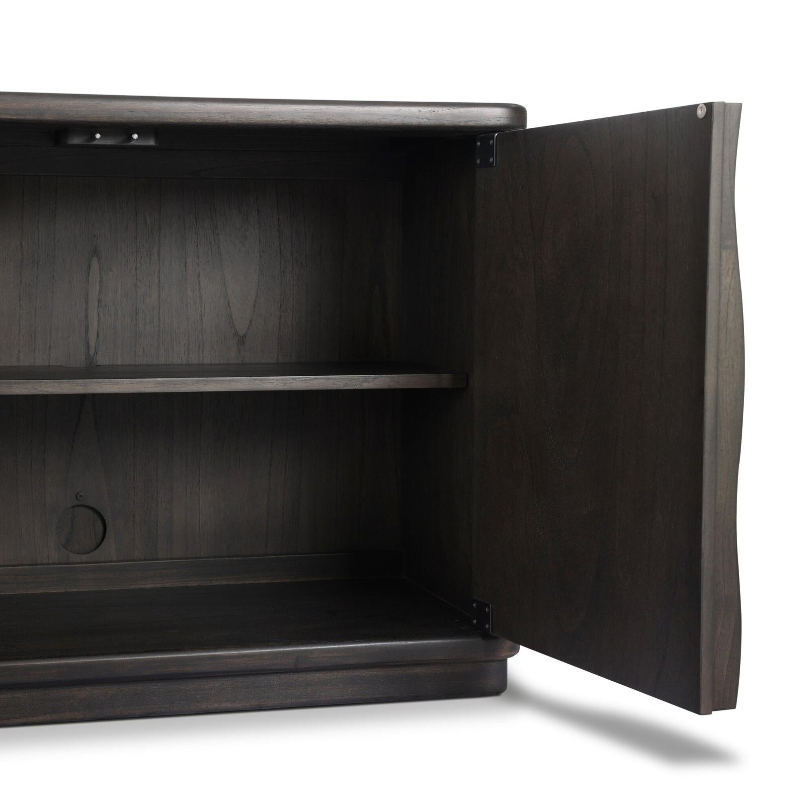 Tasman Sideboard