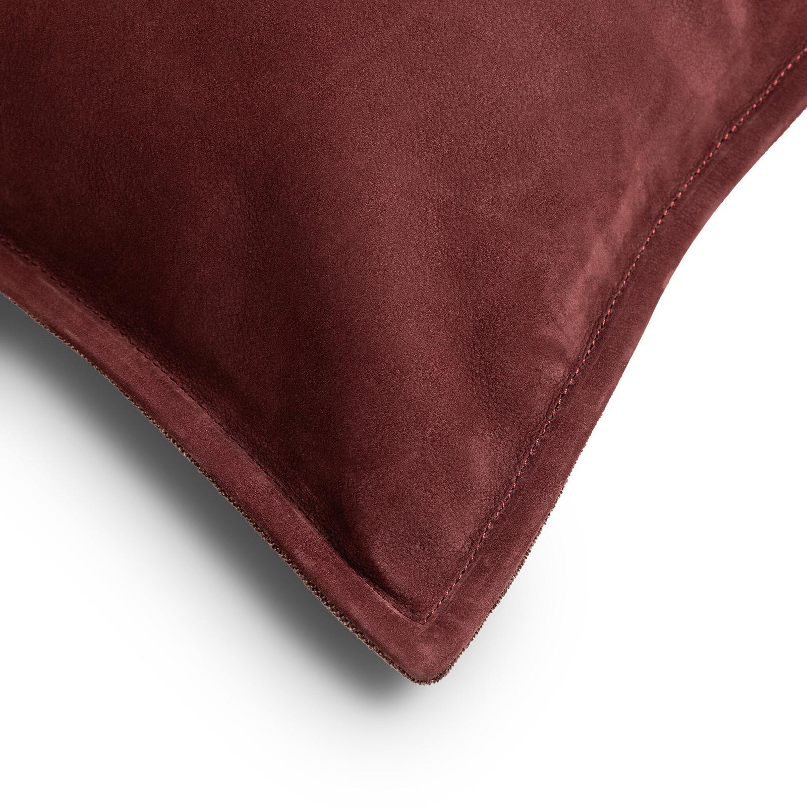 Trenton Pillow