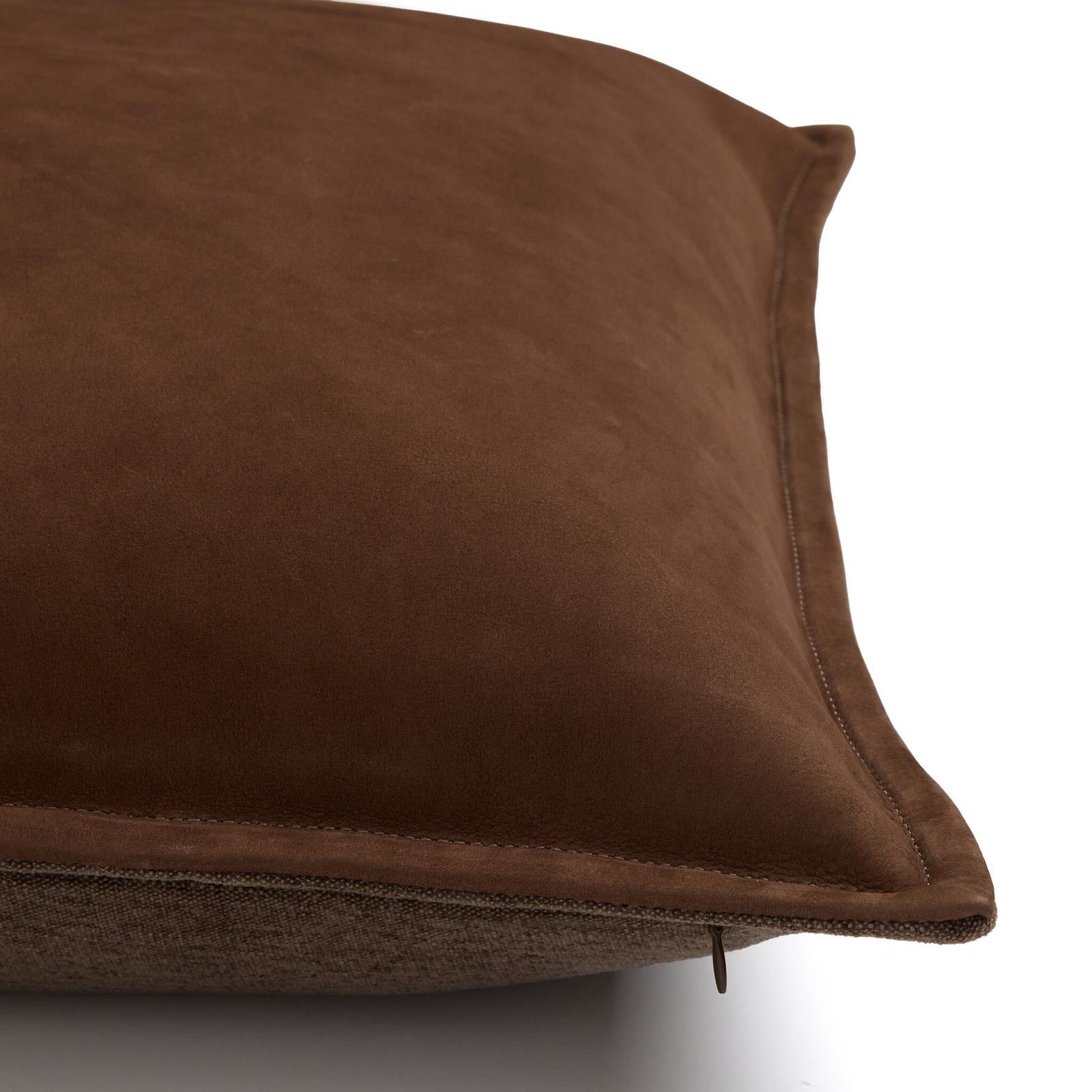 Trenton Pillow