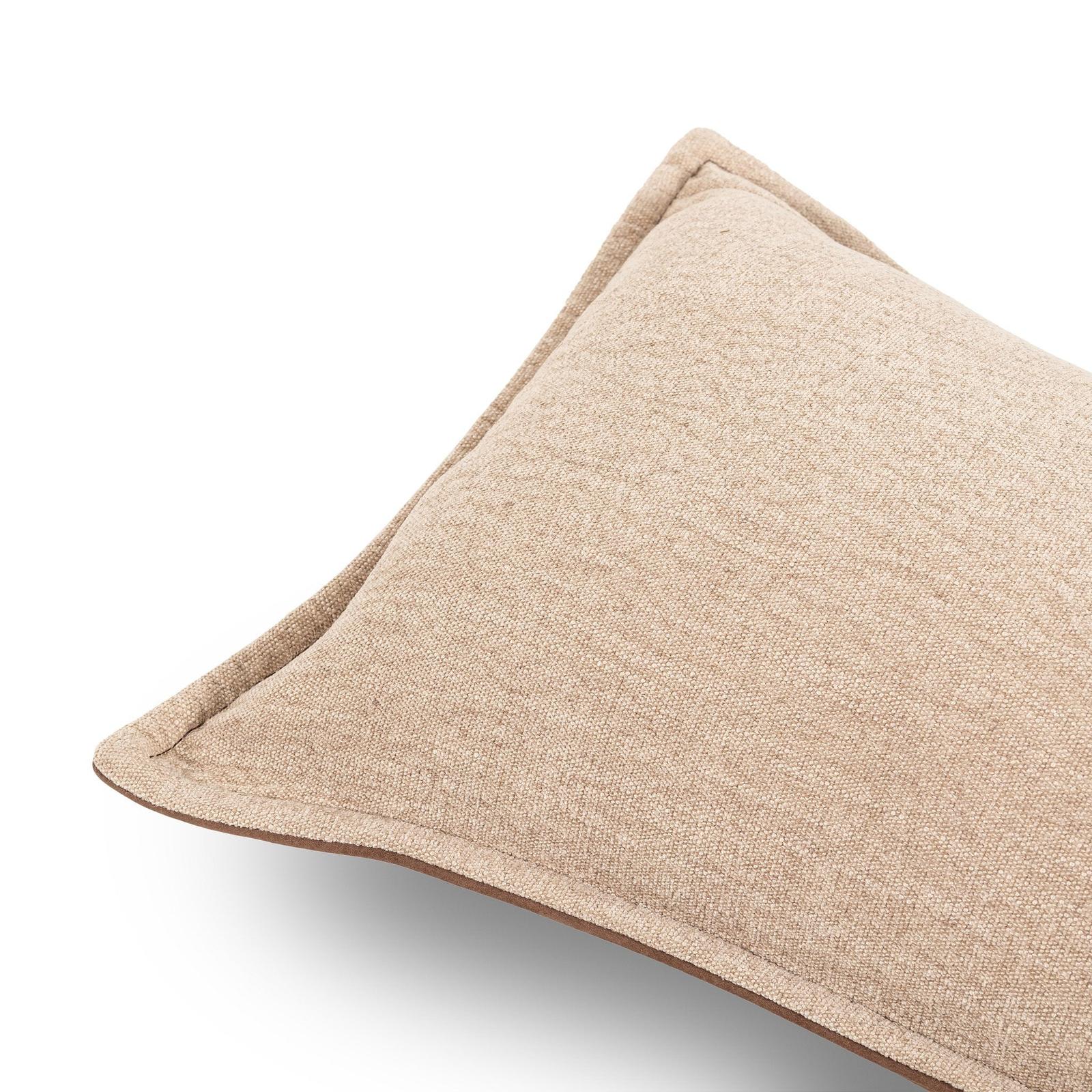 Trenton Pillow