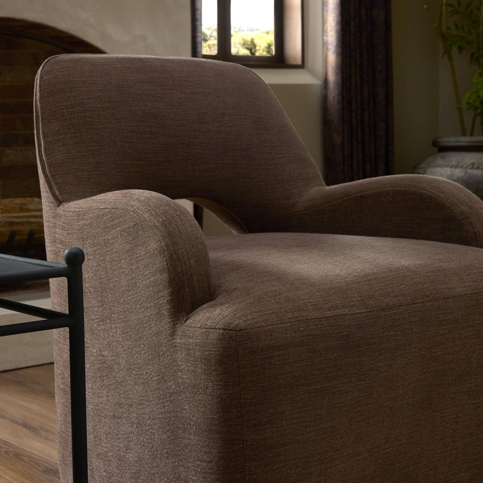 Barclay Swivel Chair - Laughlin Cafe