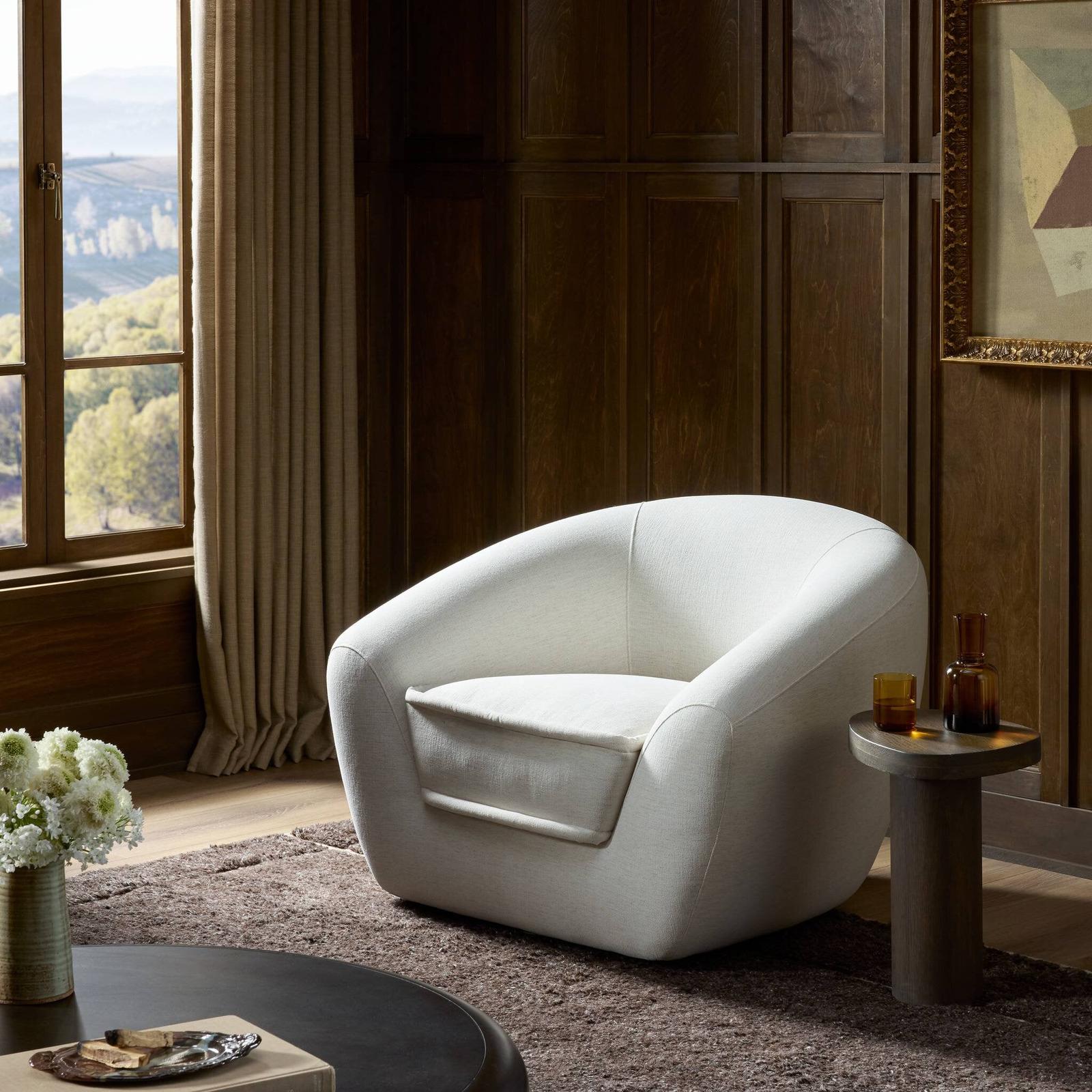 Chantal Swivel Club Chair