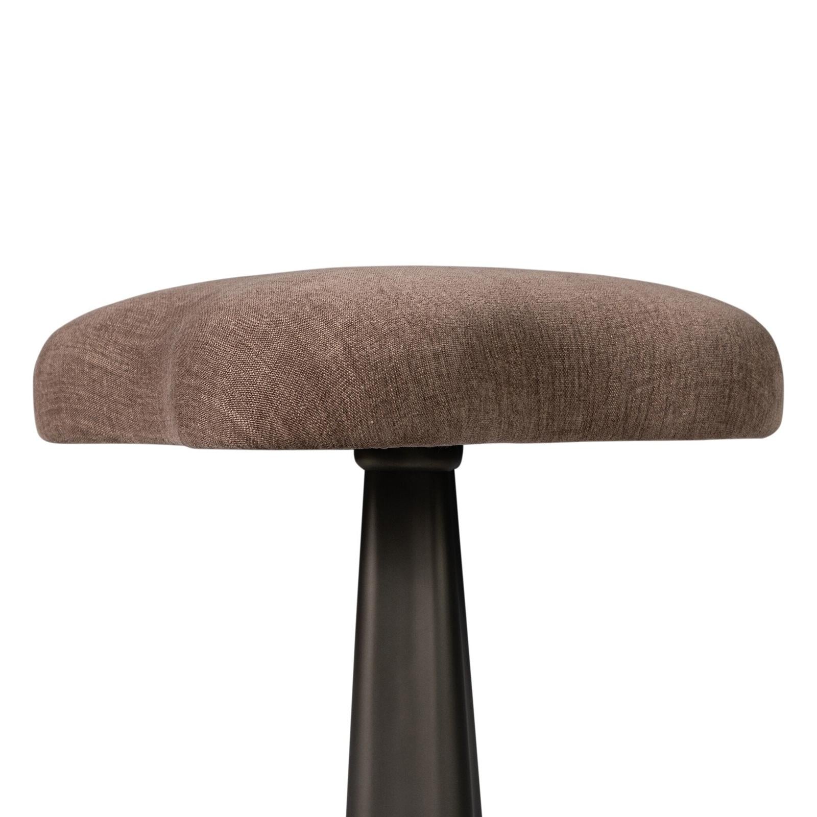 Clova Swivel Bar Stool