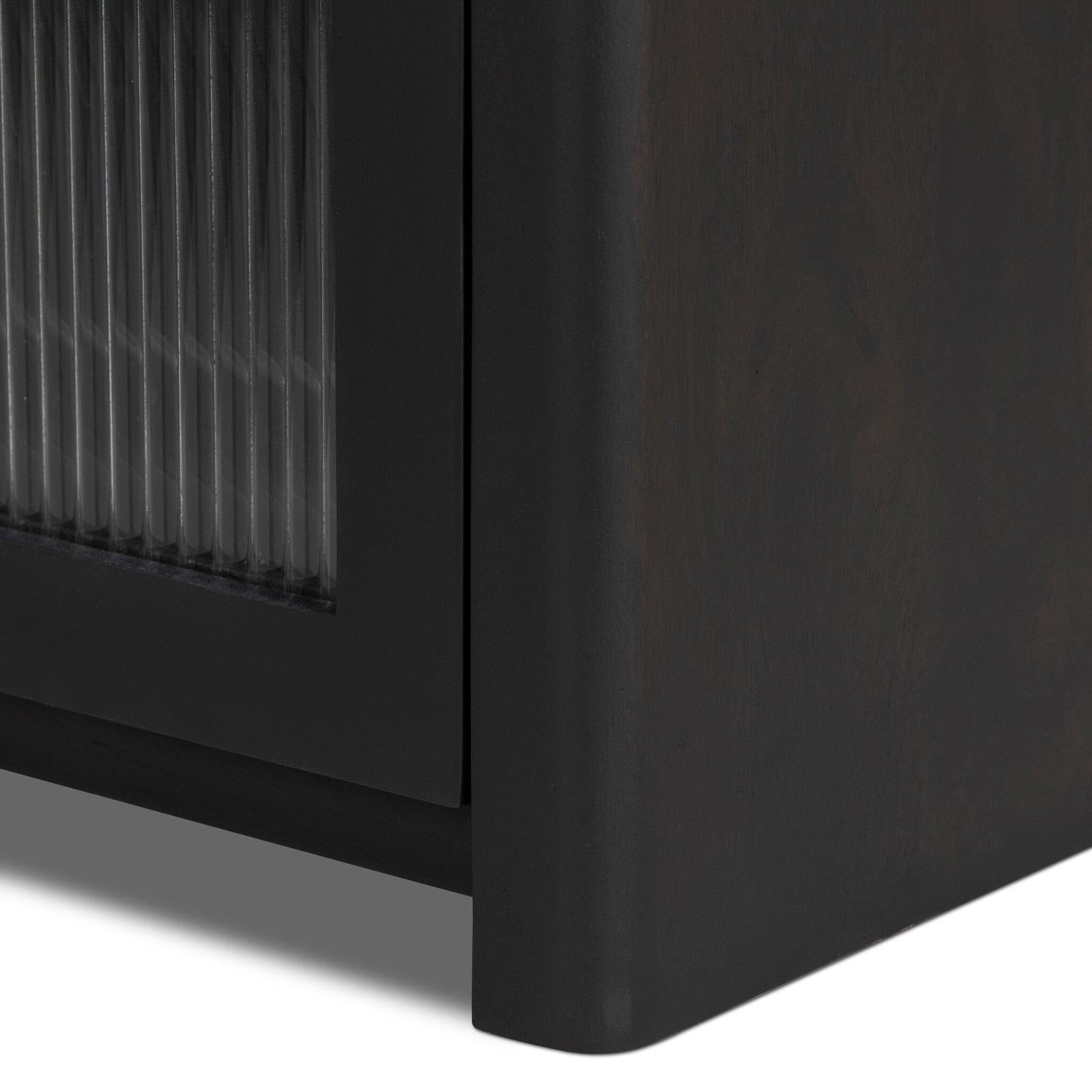 Santiago Bar Cabinet