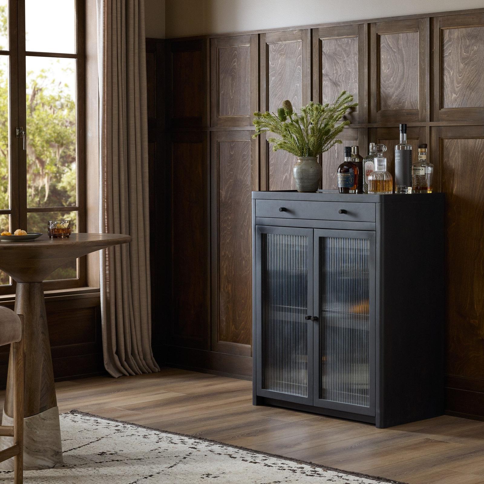 Santiago Bar Cabinet