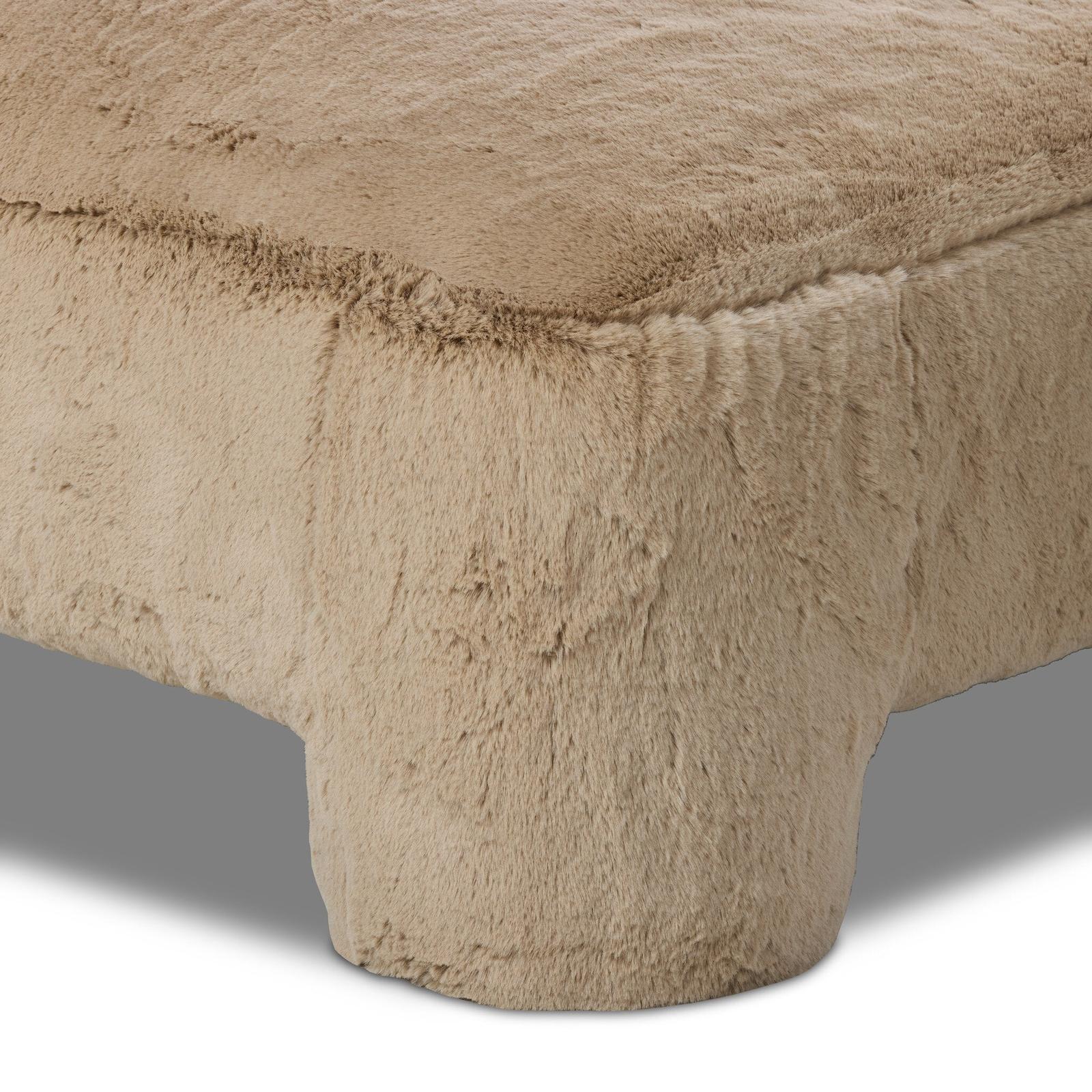 Mingh Chaise