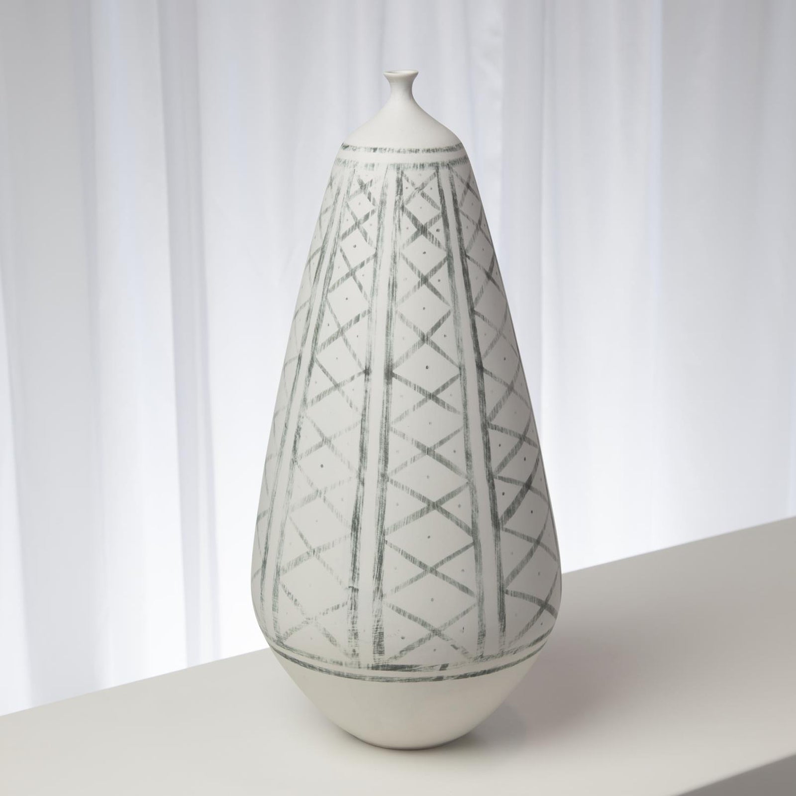 Global Views Hand Painted Grenz Vase