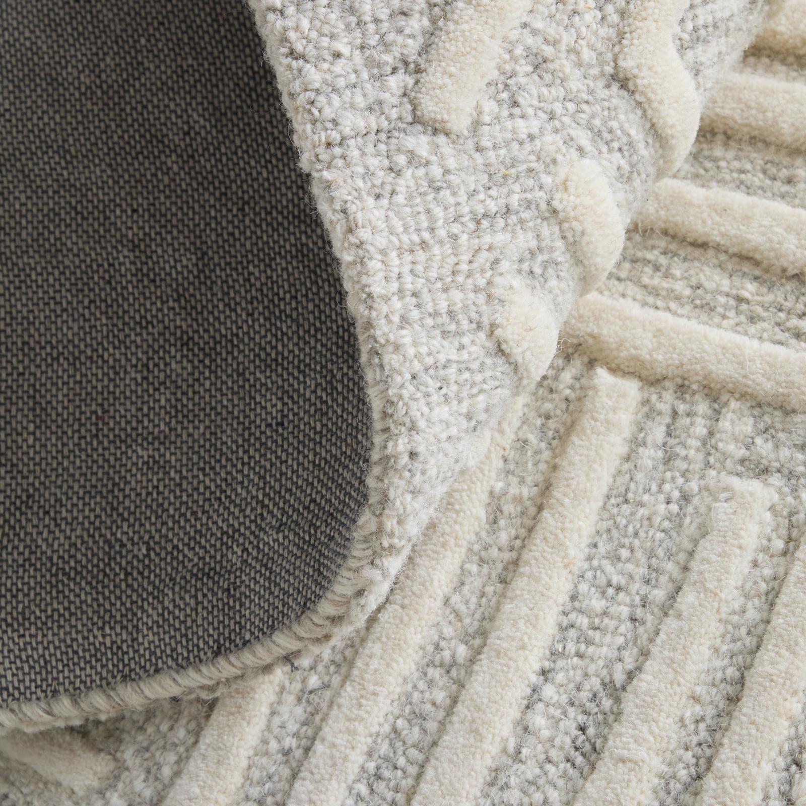 Feizy Enzo 8737F Transitional Geometric Rug in Tan/Ivory