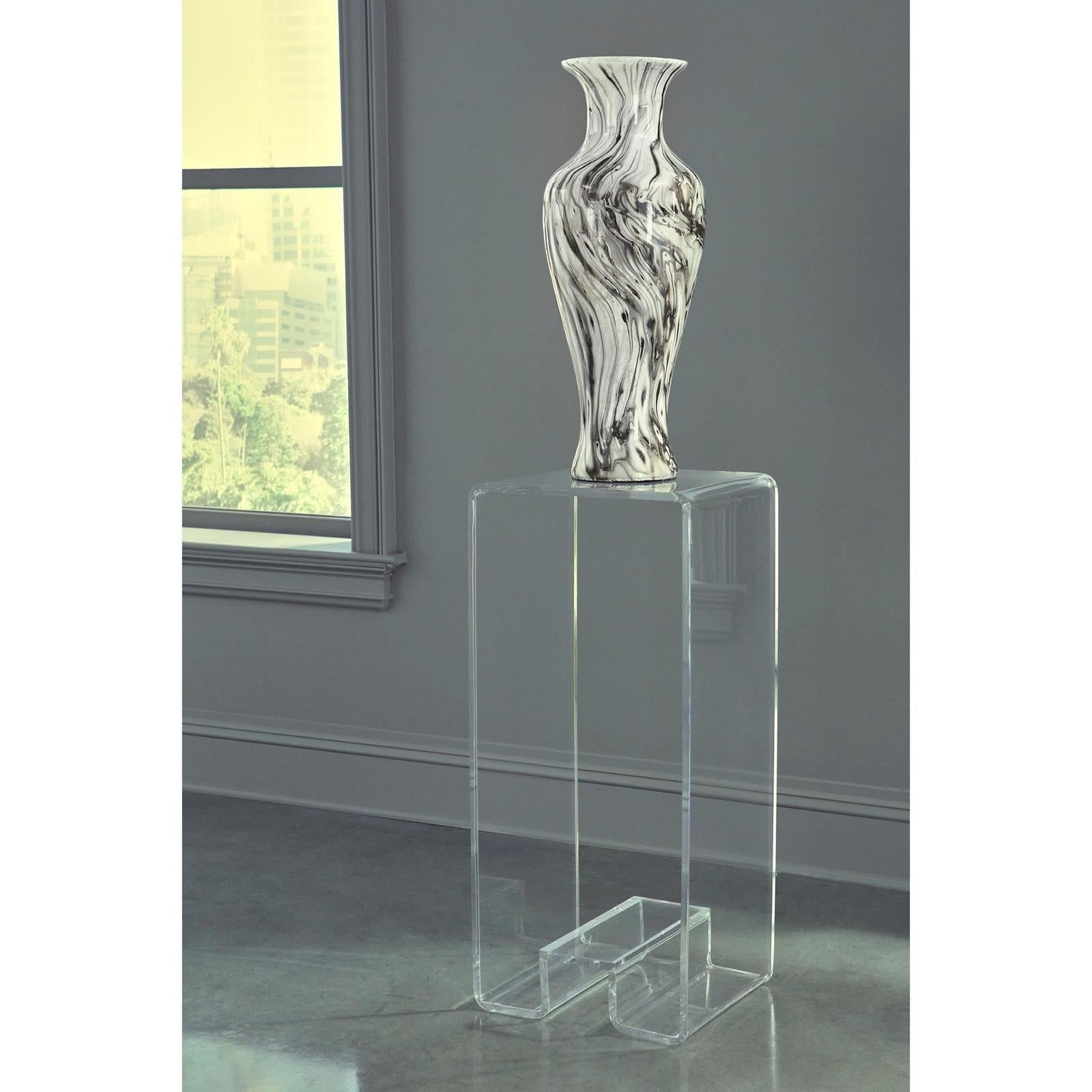 Wildwood Calacatta Gold Vase