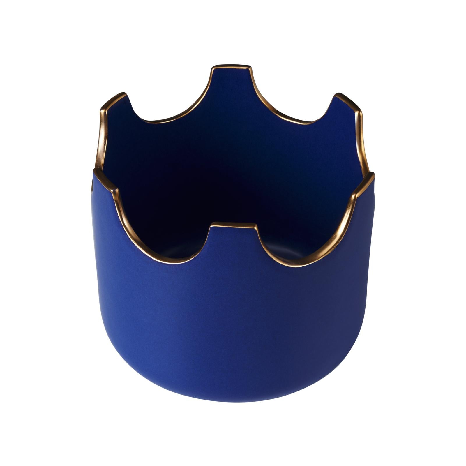Chelsea House Classic Ceramic Planter