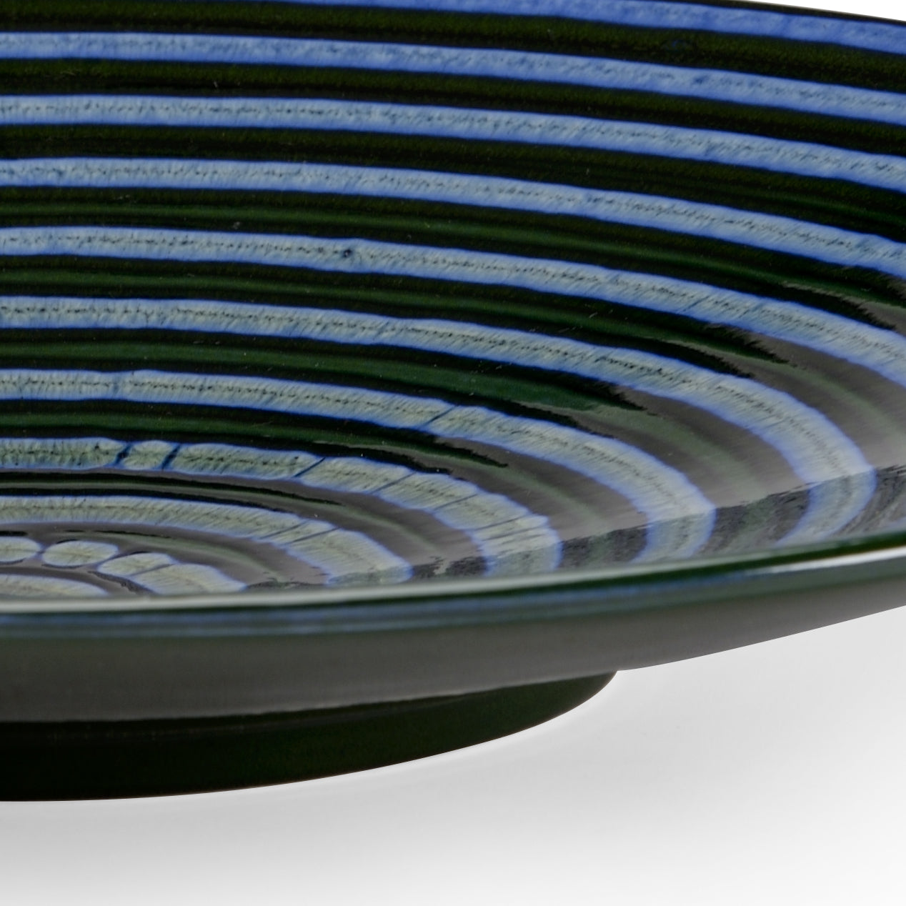 Chelsea House Large Swirl Plate