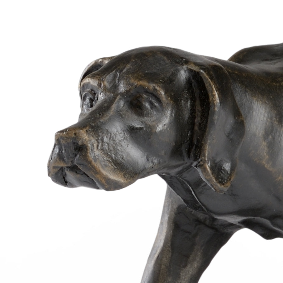 Chelsea House Pointer Figure