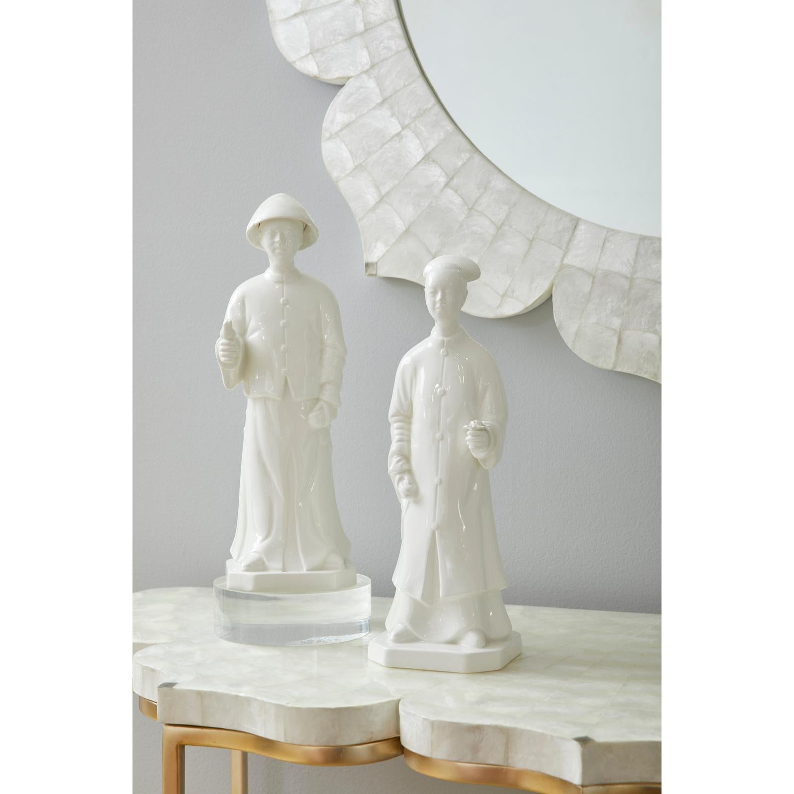 Chelsea House Small Plinth