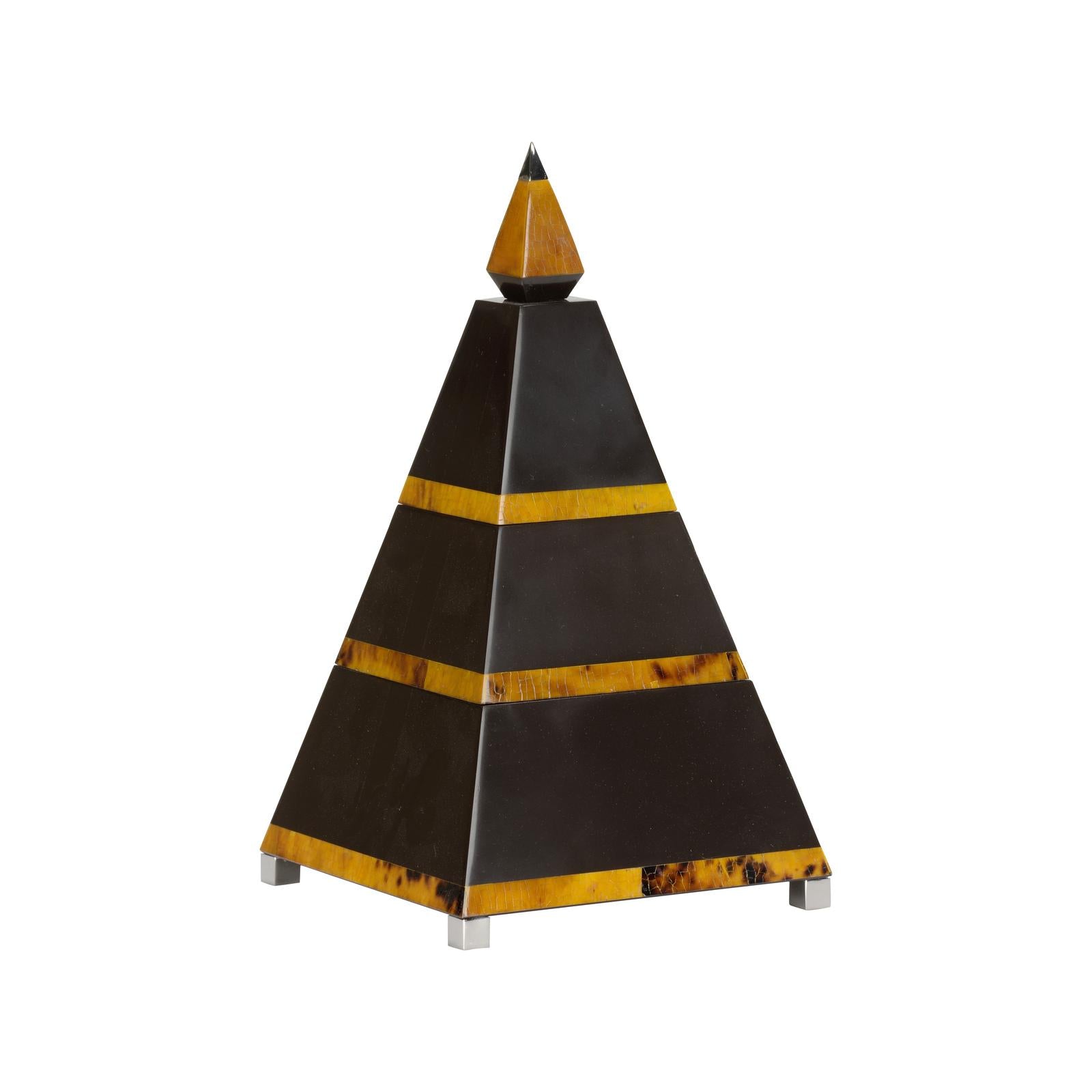 Chelsea House Pyramid Box
