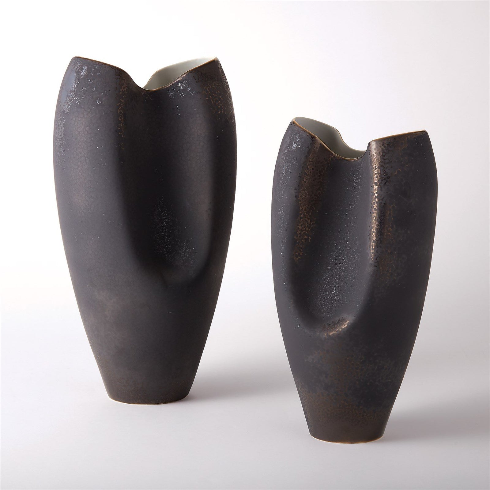 Global Views Oxus Pinched Vase