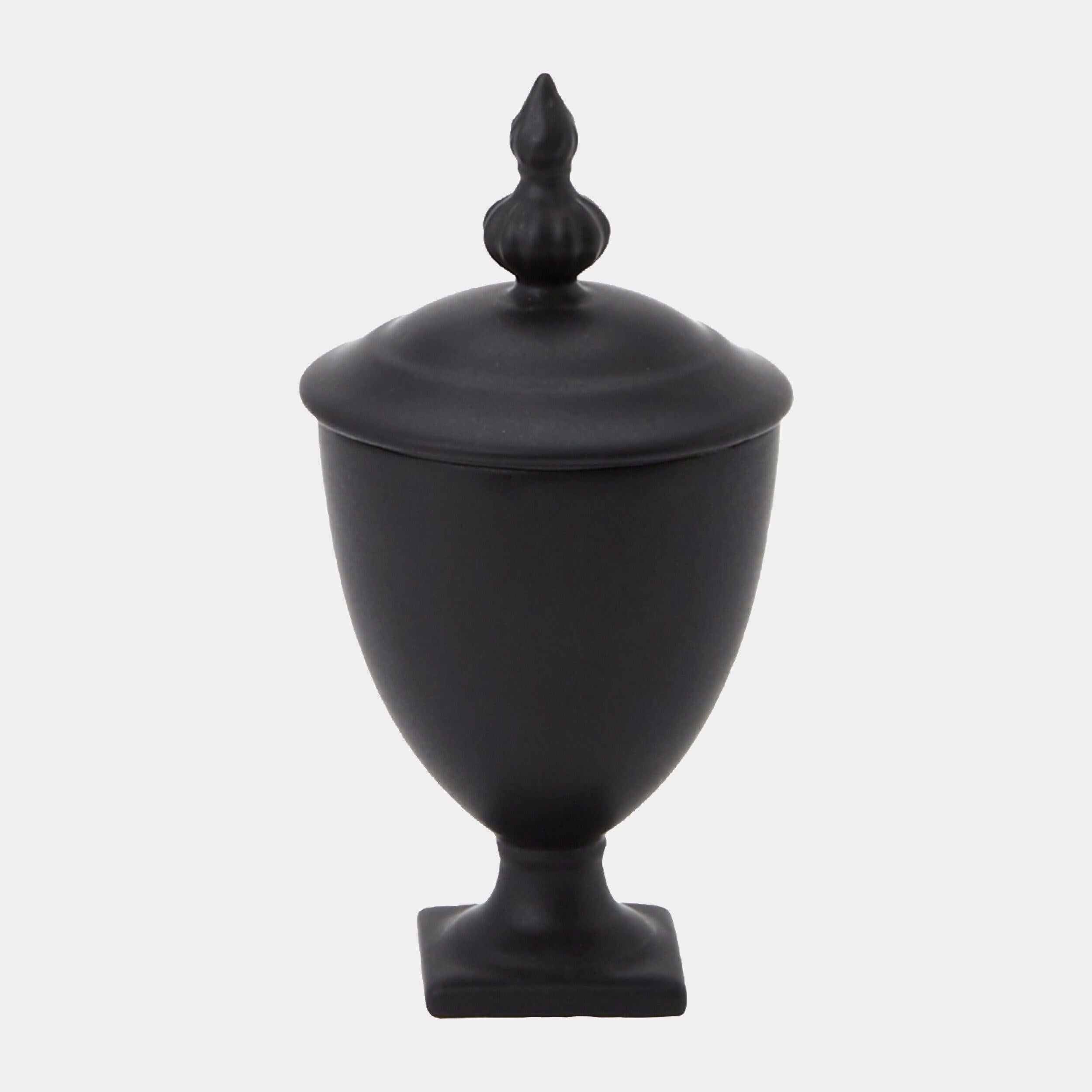 Global Views Beaufort Ceramic Collection