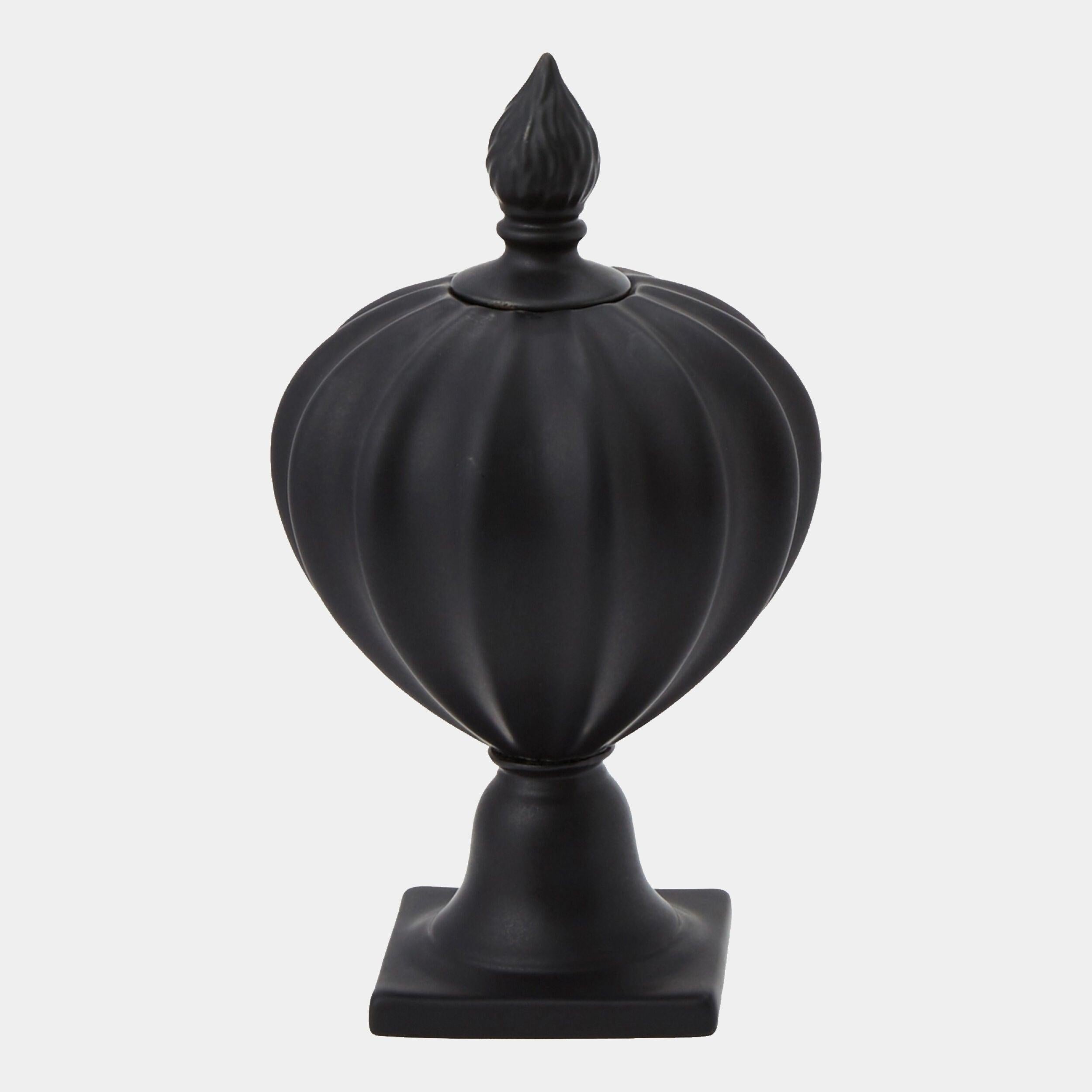Global Views Beaufort Ceramic Collection