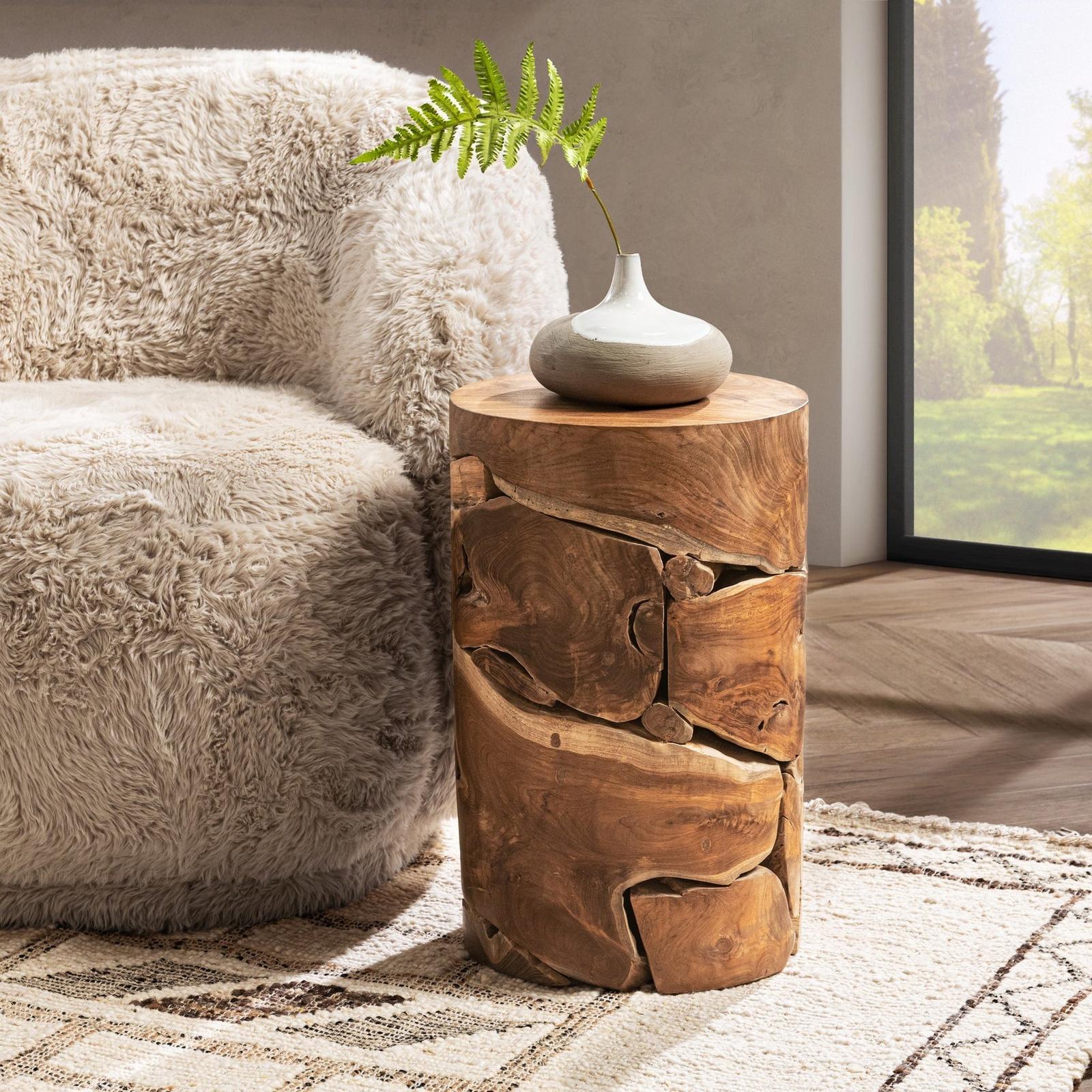 Classic Home Rhea Round Accent Table