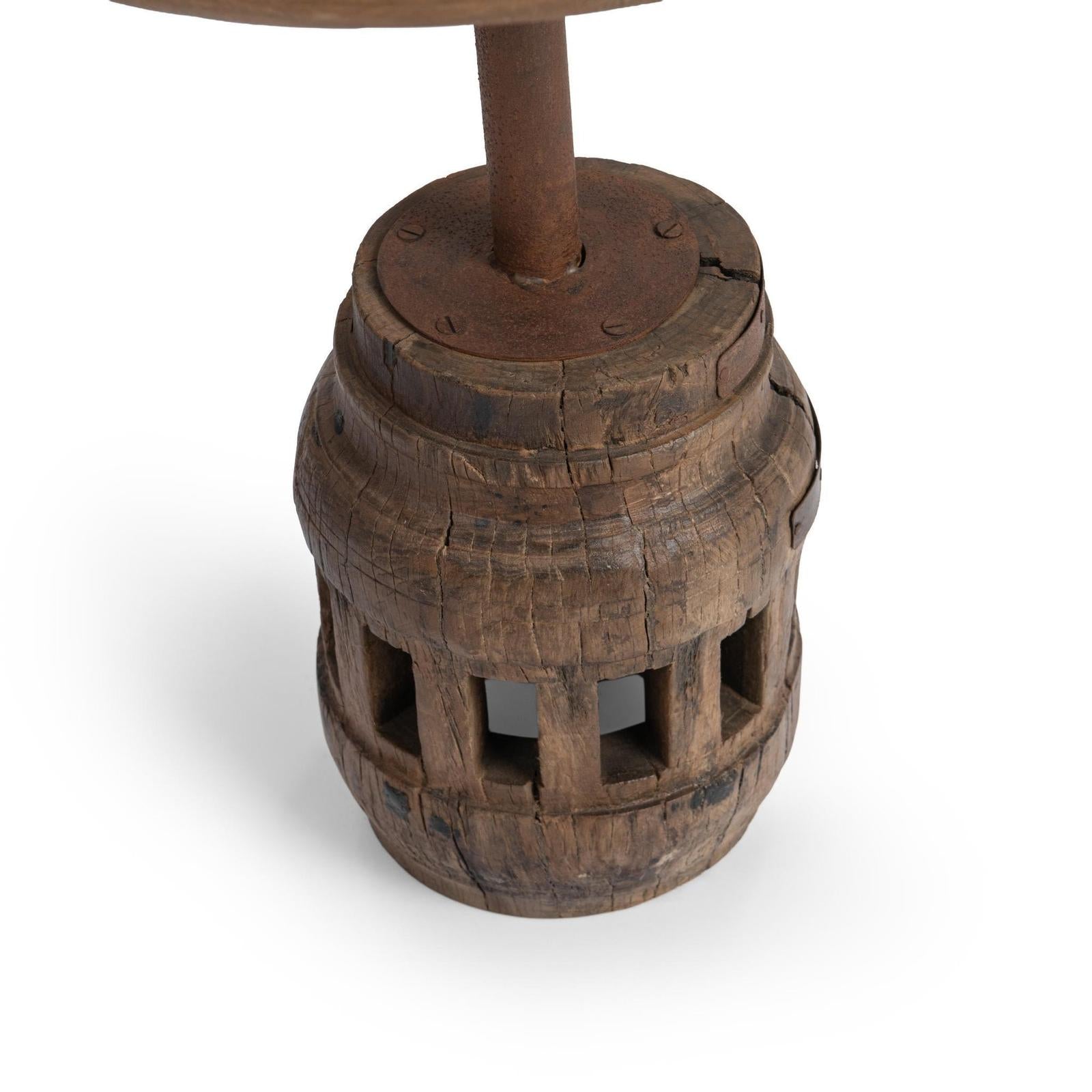 Classic Home Amira Accent Table