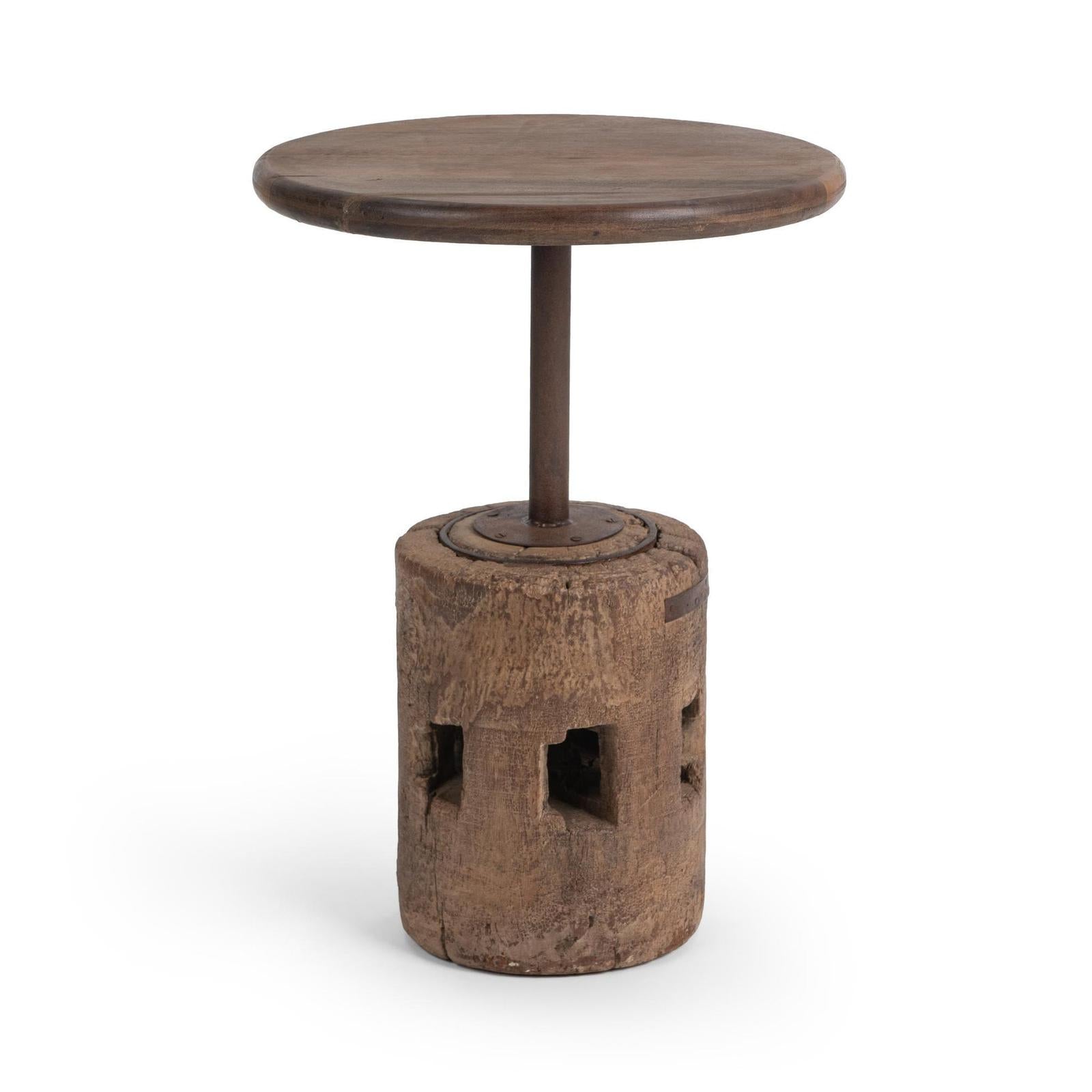 Classic Home Amira Accent Table