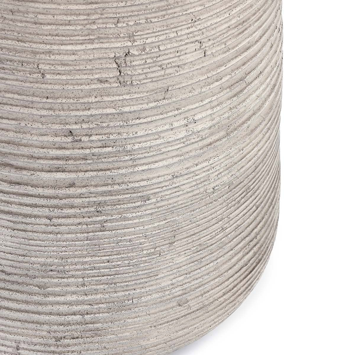 Classic Home Nellie Outdoor Round End Table