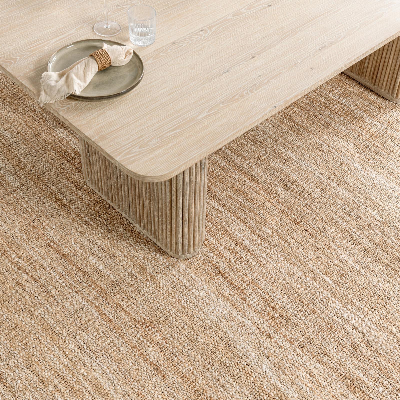 Classic Home Vander Rectangle Dining Table