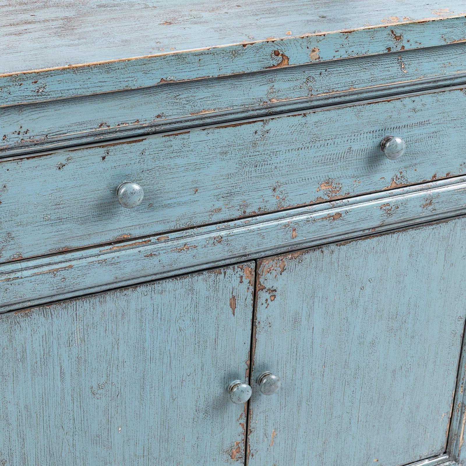Classic Home Winford 3 Drawer and 6 Door Cabinet