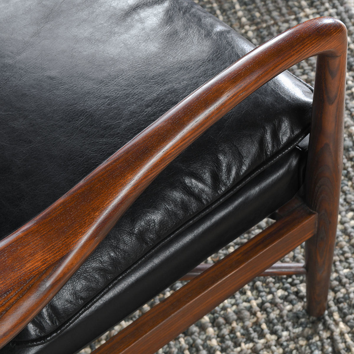 Classic Home Kiannah Leather Club Chair