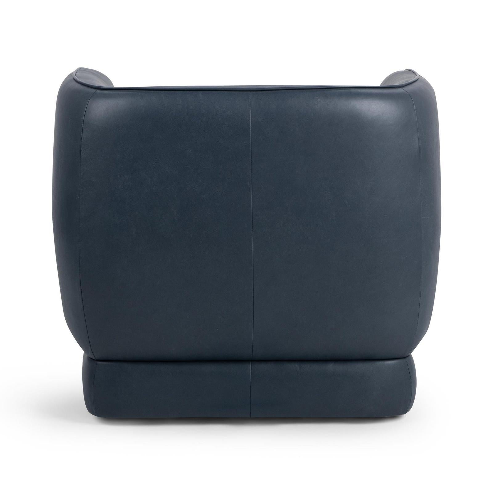 Classic Home Rinner Accent Chair