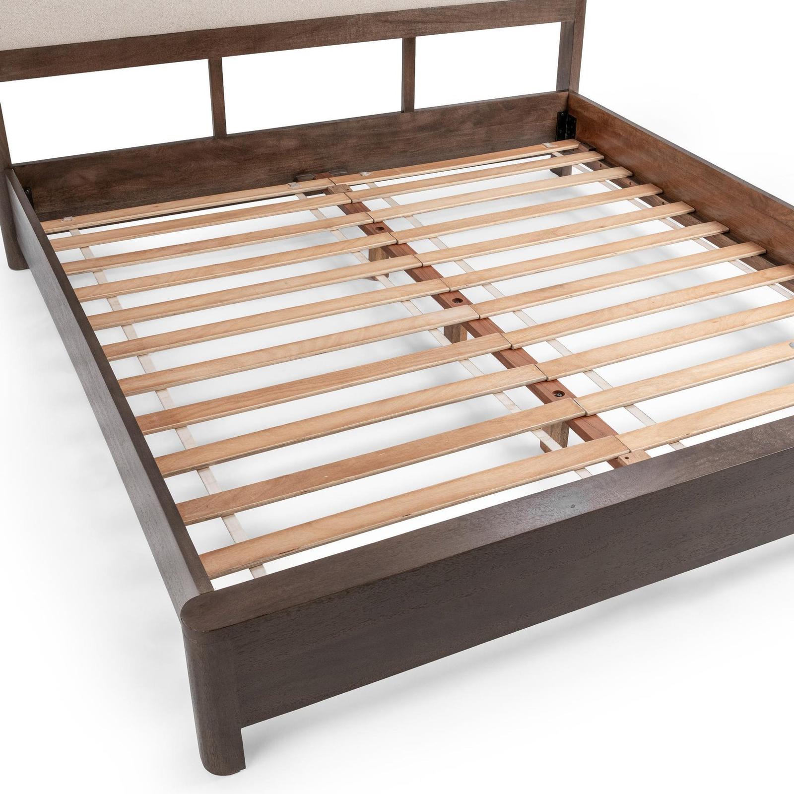 Classic Home Baylee Bed