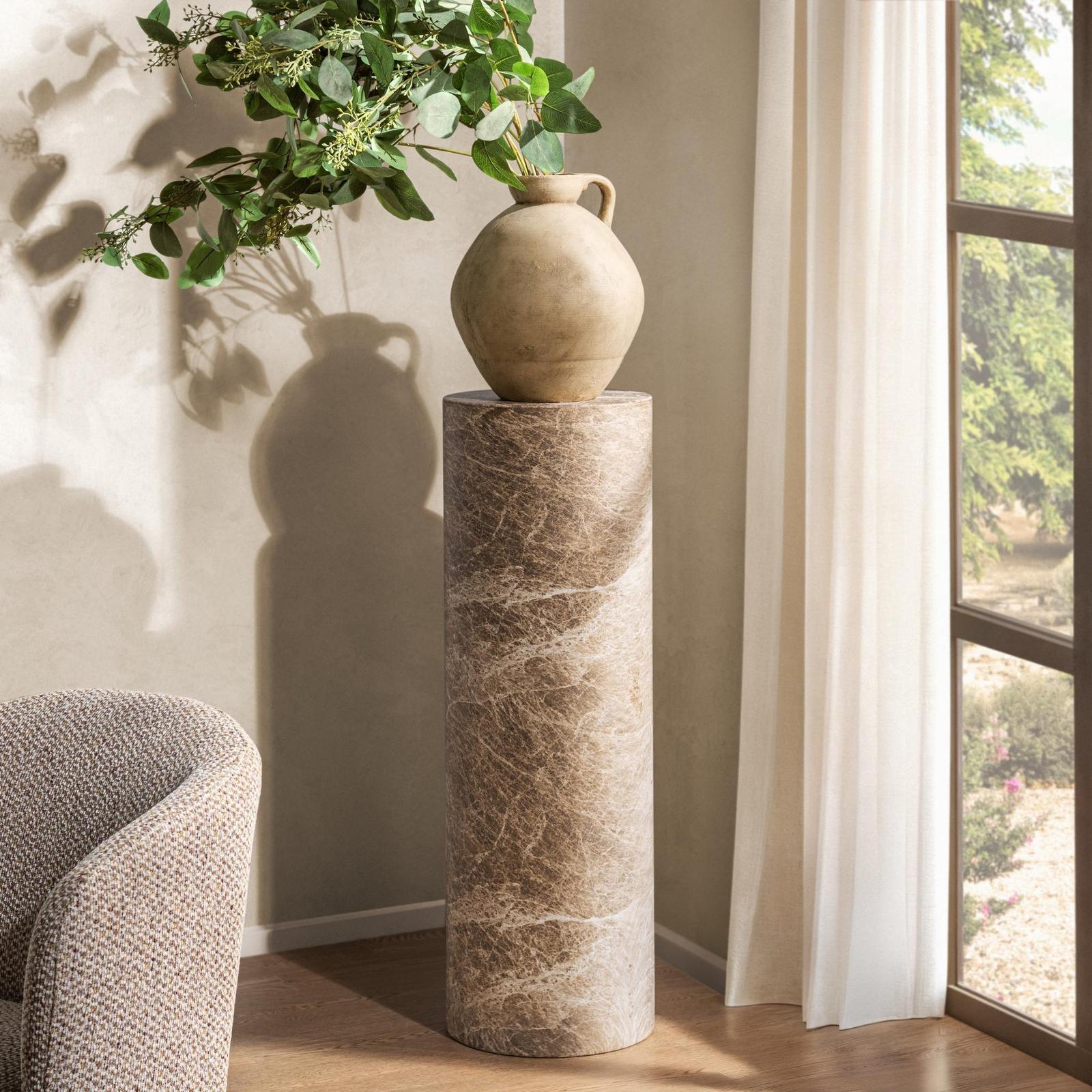 Classic Home Norfolk Round Display Pedestal
