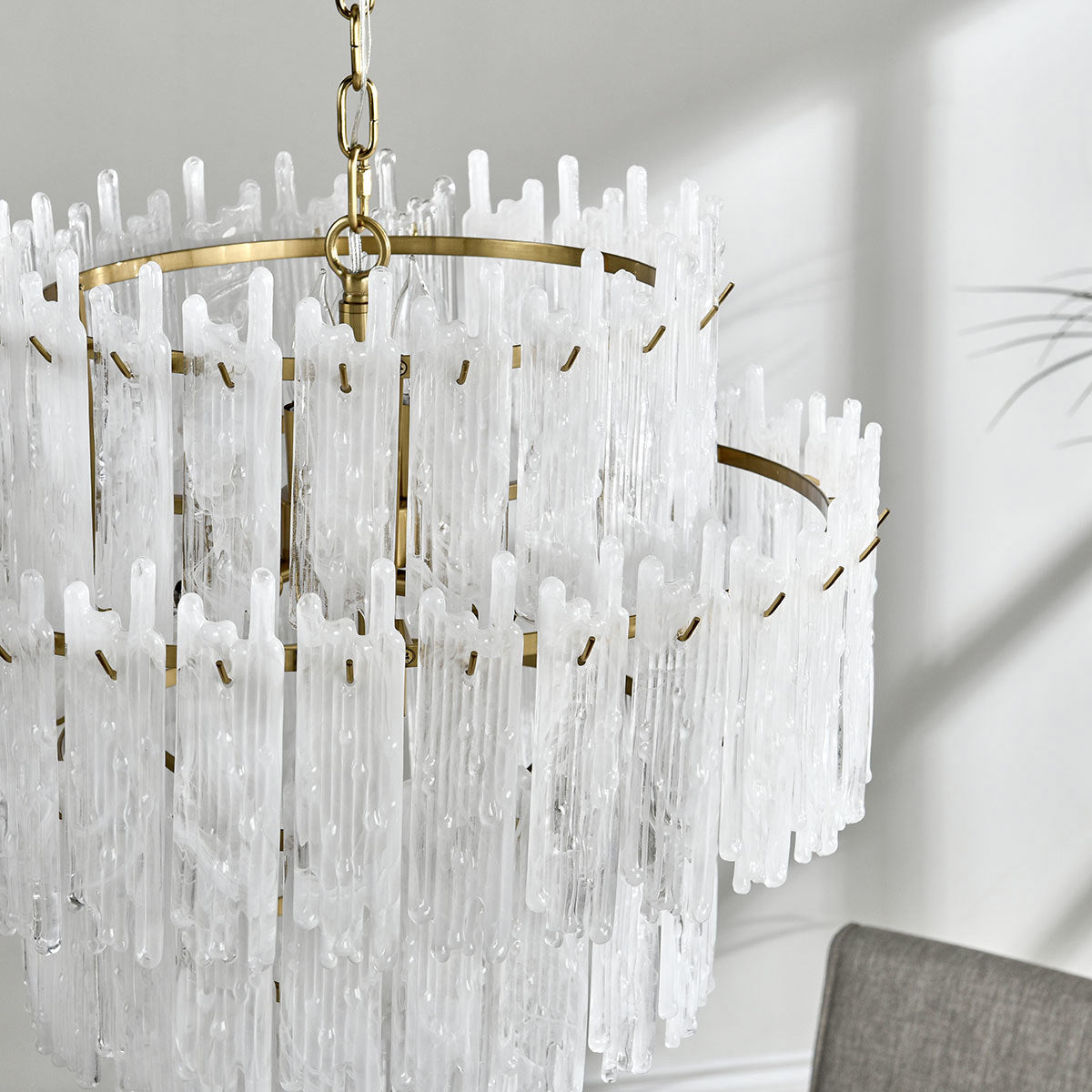 Classic Home Everly Chandelier