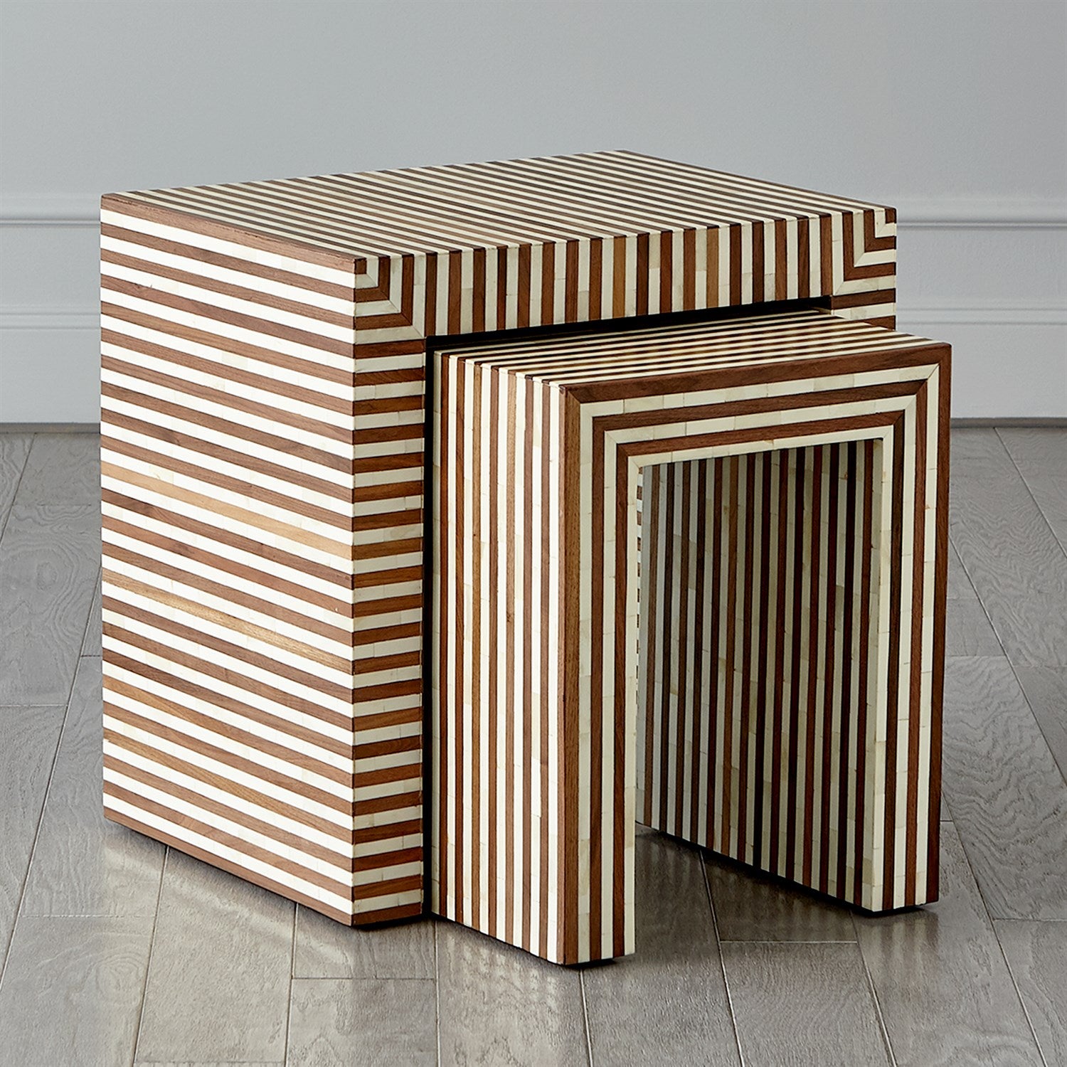 Global Views Sienna Nesting End Table