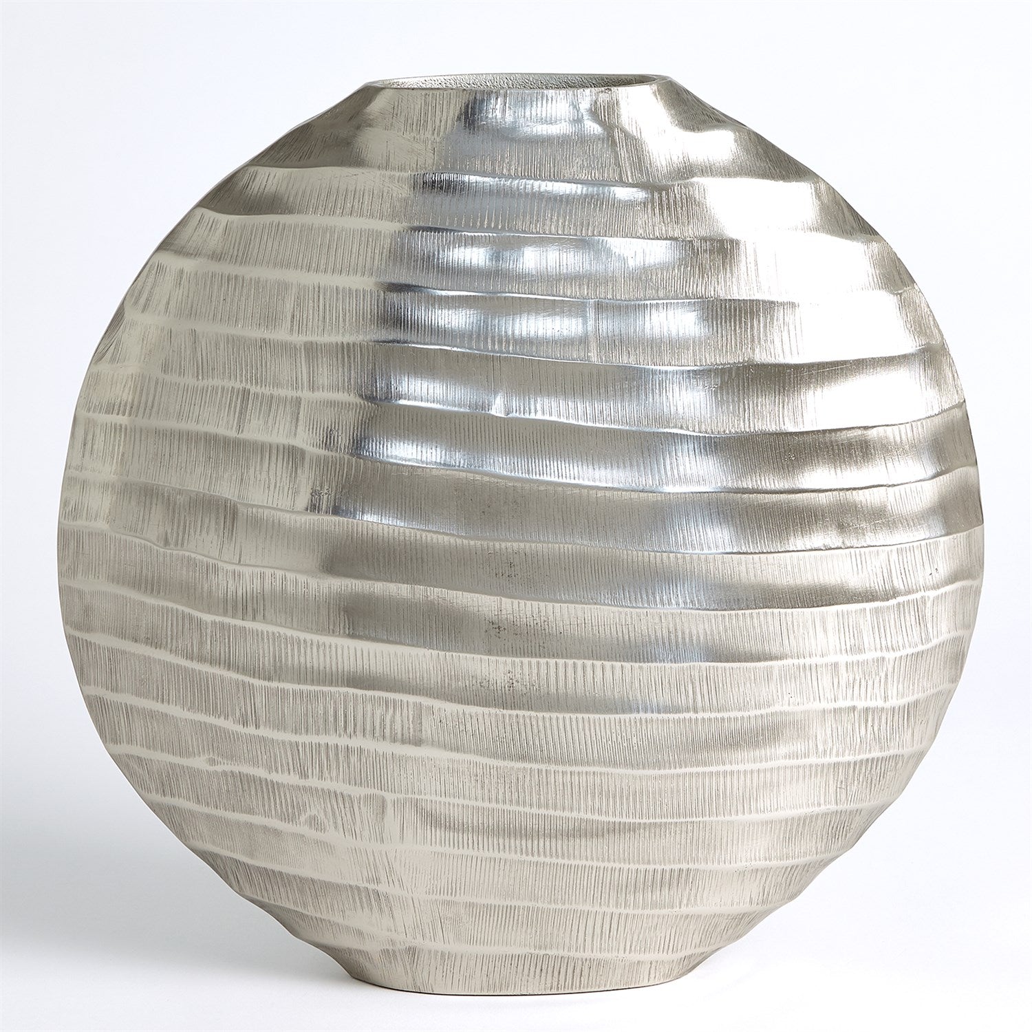 Global Views Chased Oval Vase