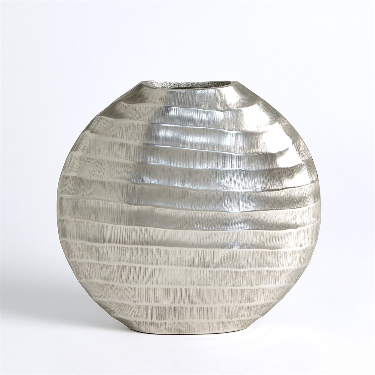 Global Views Chased Oval Vase