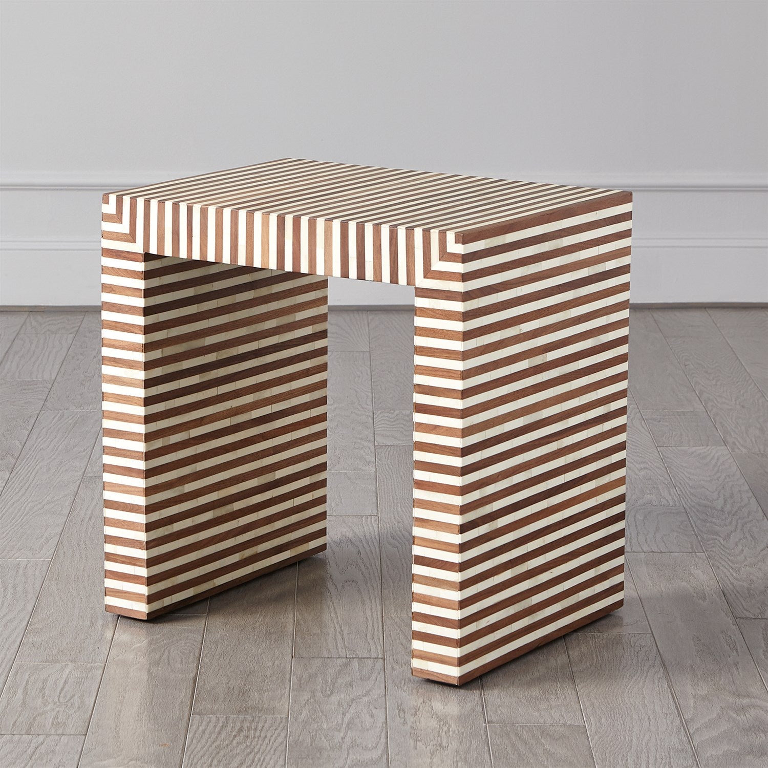 Global Views Sienna Nesting End Table