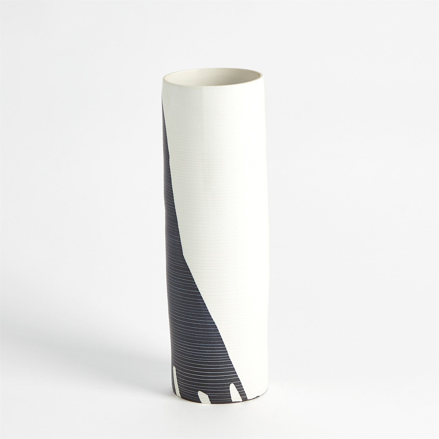 Global Views Ink Splatter Vase