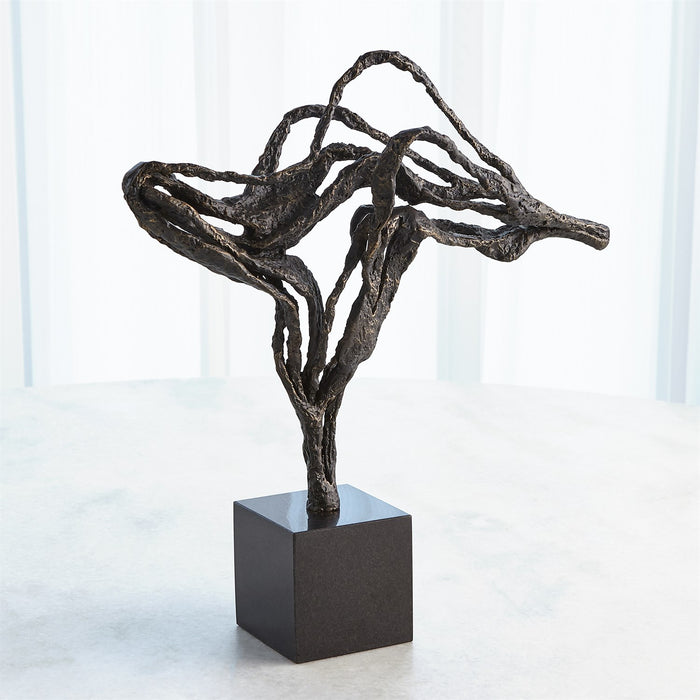 Global Views Tangled Sculpture