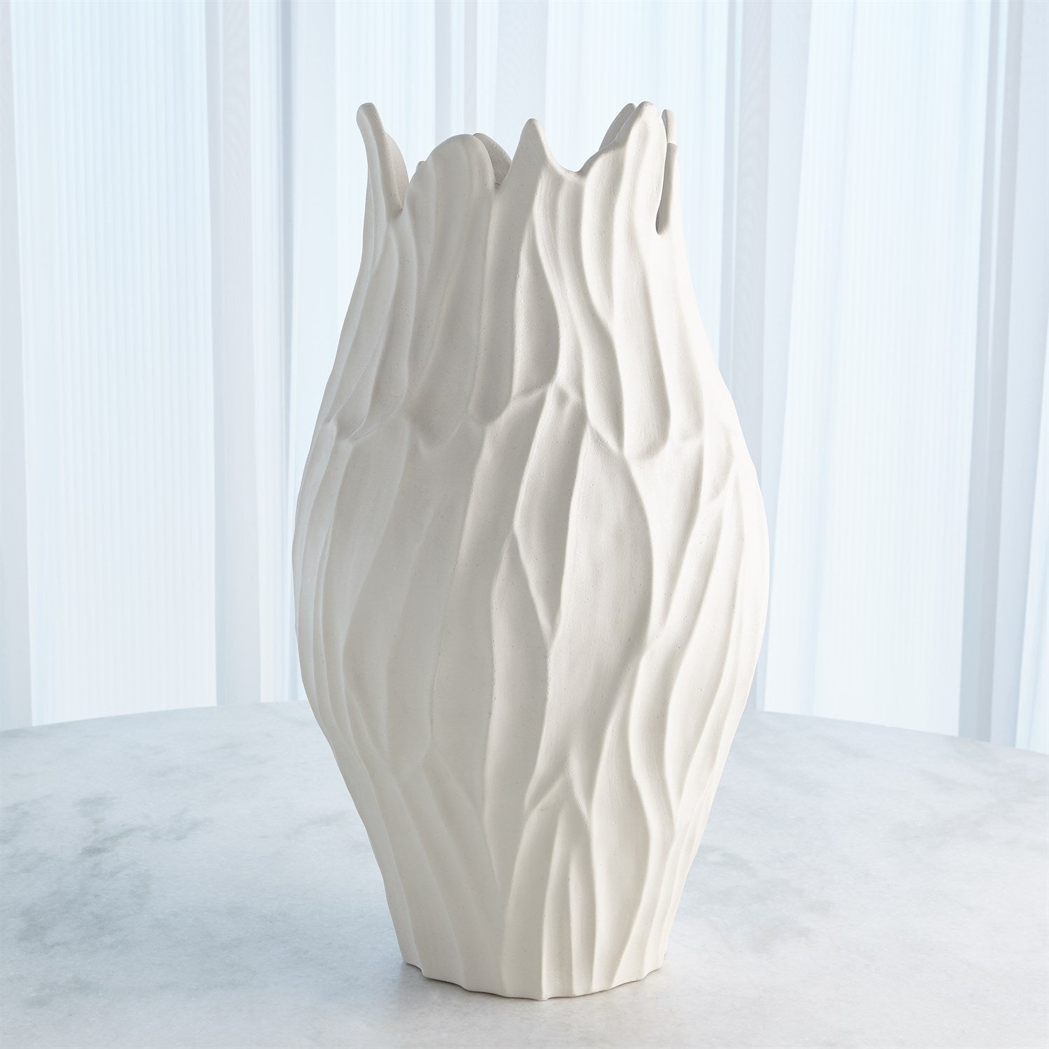 Global Views Bloom Vase