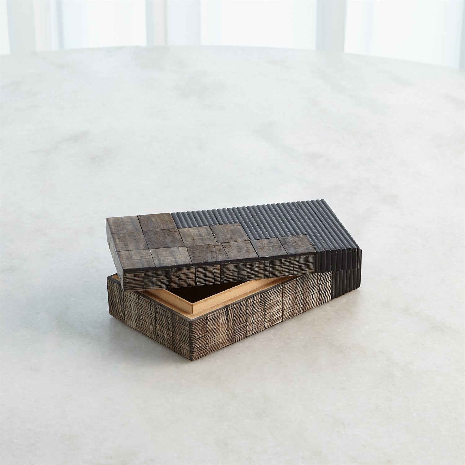 Global Views Gilles Ribbed Horn Resin Box
