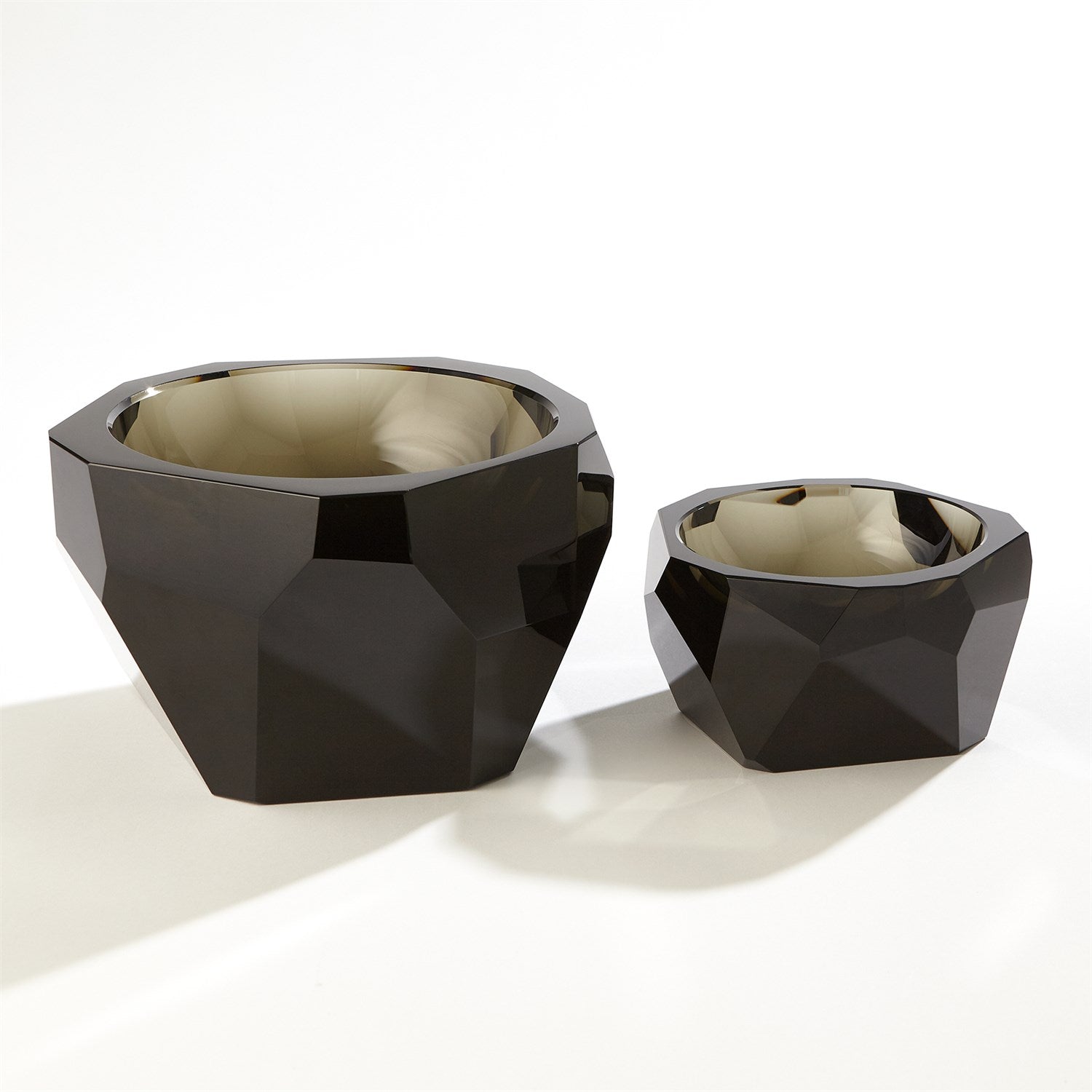 Global Views Multi Facet Crystal Bowl - Grey