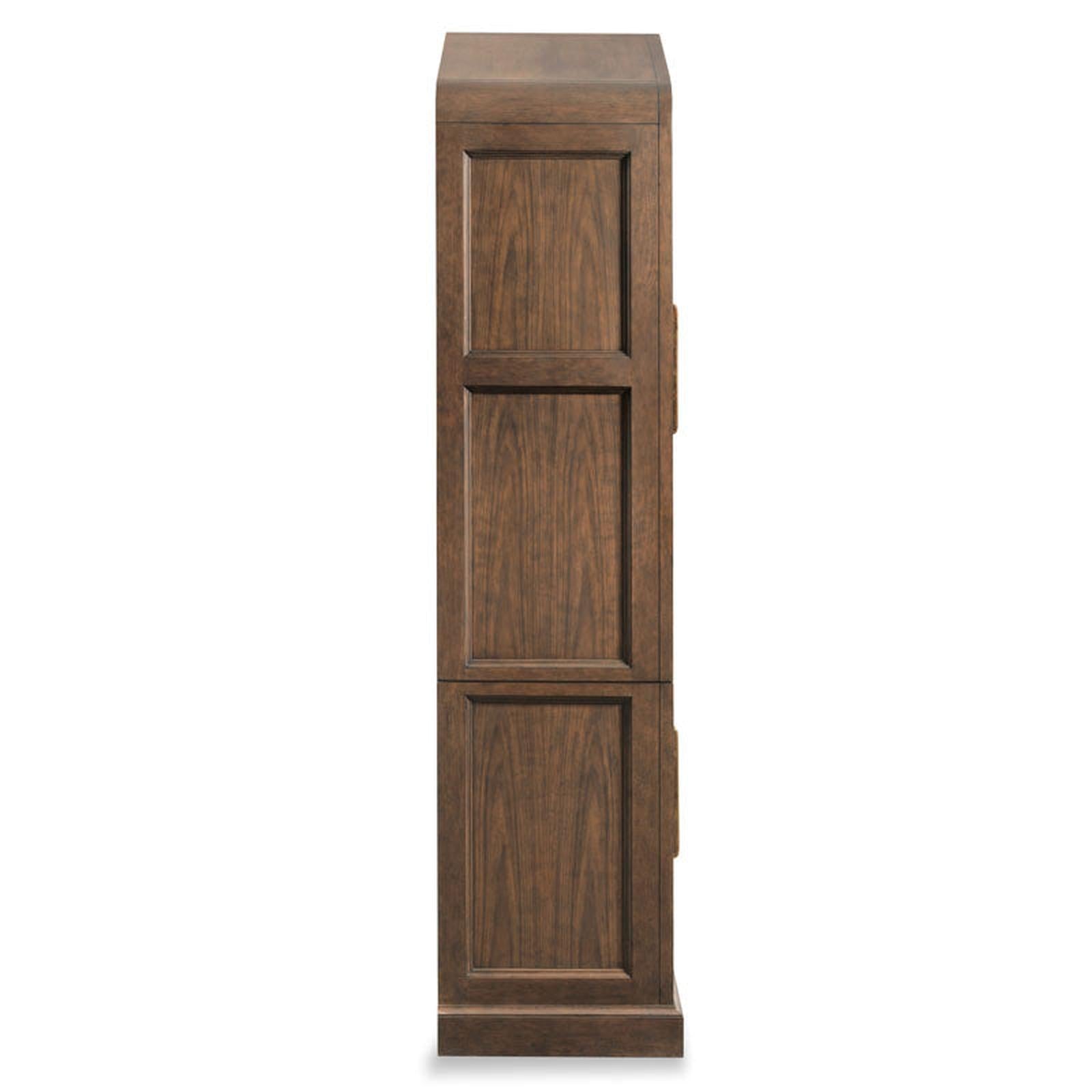 Woodbridge Furniture Big Horn Bar Cabinet