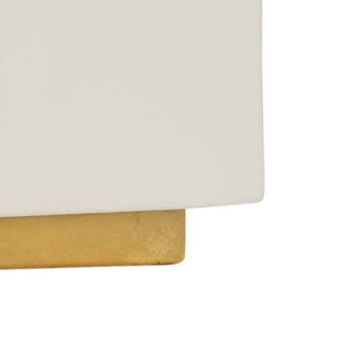 Wildwood Palmer Snow Table Lamp