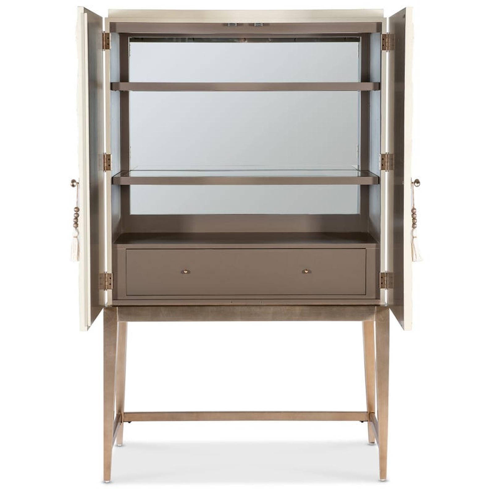 Hooker Furniture Melange Dream Weaver Bar Cabinet