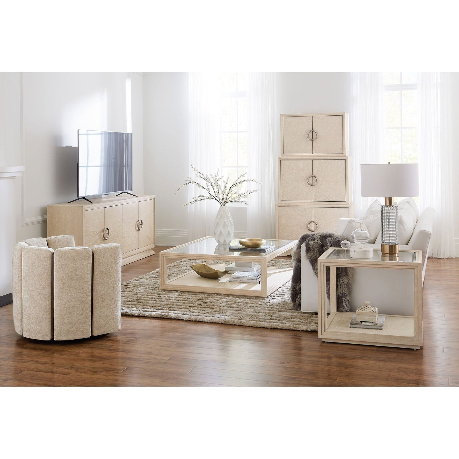 Hooker Furniture Nouveau Chic End Table