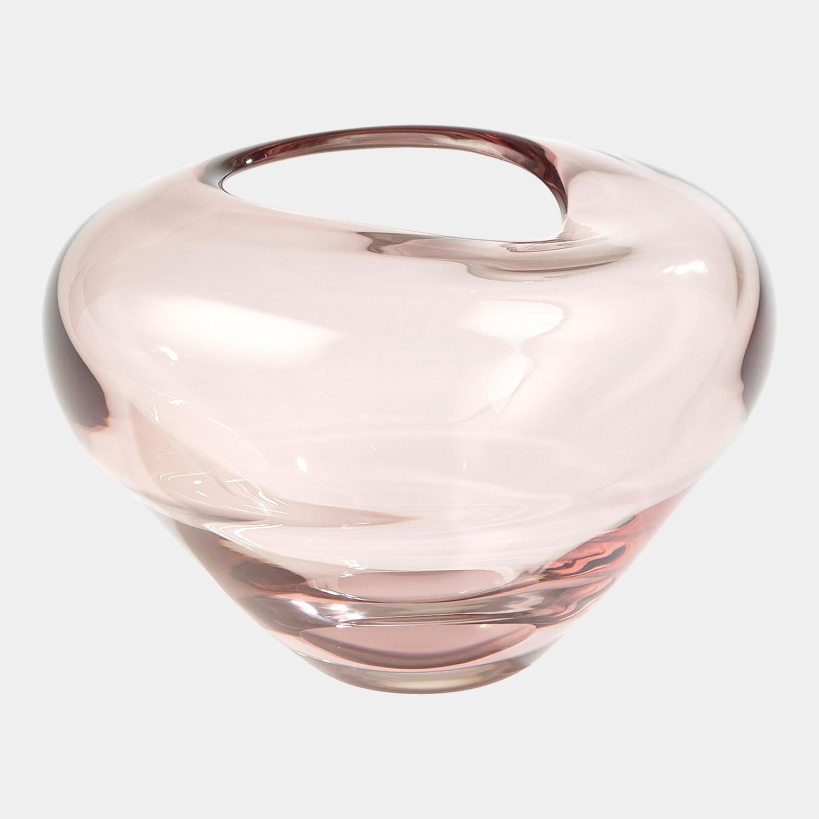 Global Views Undulating Vase