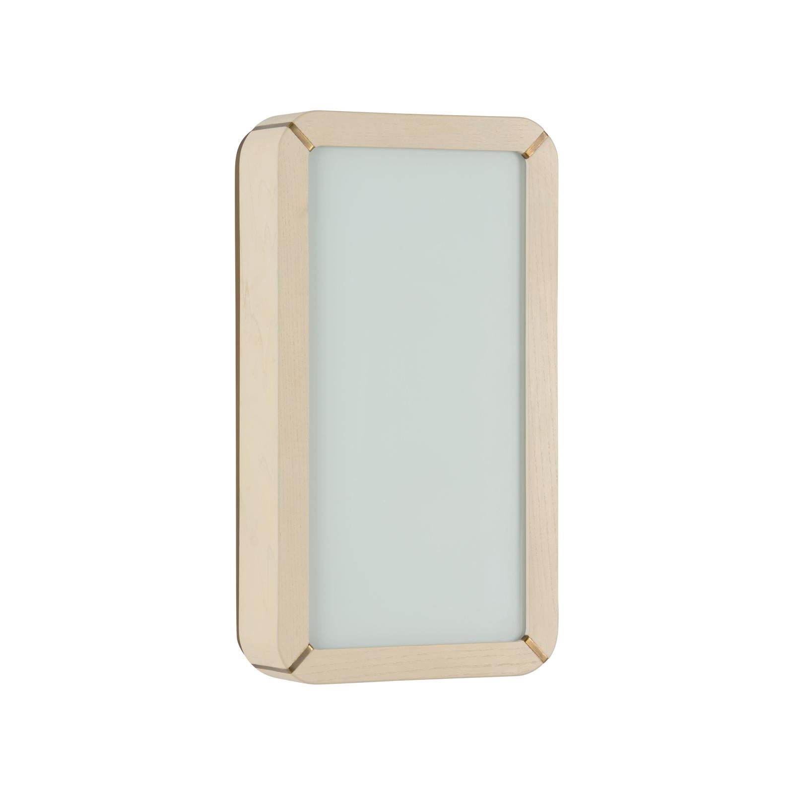 Wildwood Oak Island Sconce