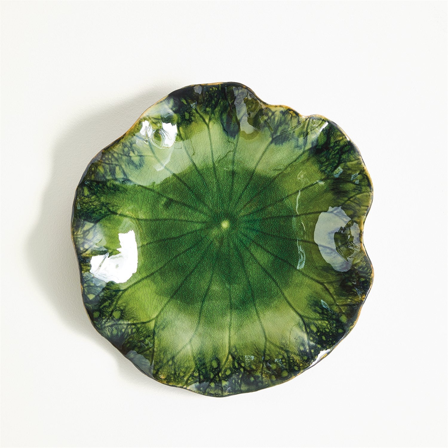 Global Views Free Formed Lily Plate-Green