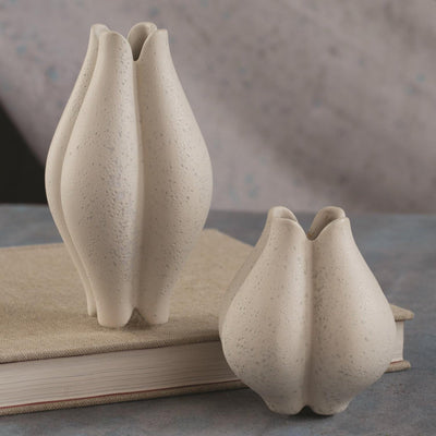 Global Views Mini Pond Vase